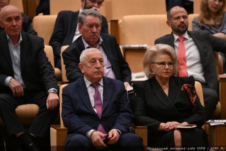 Российский министр Антон Алиханов принял участие в заседании фракции КПРФ в Госдуме
