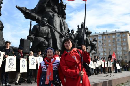 Г.А. Зюганов на митинге в Москве: Желаю всем мужества и воли для новых побед!