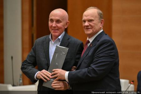 Российский министр Антон Алиханов принял участие в заседании фракции КПРФ в Госдуме