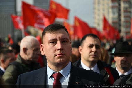 Г.А. Зюганов на митинге в Москве: Желаю всем мужества и воли для новых побед!