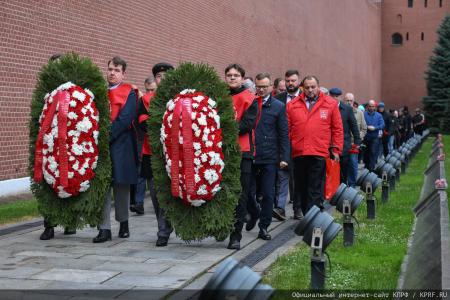 Г.А. Зюганов: Комсомол – это энтузиазм, подвижничество и героика!