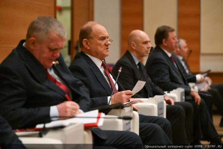 Российский министр финансов А.Г. Силуанов принял участие в заседании фракции КПРФ в Госдуме
