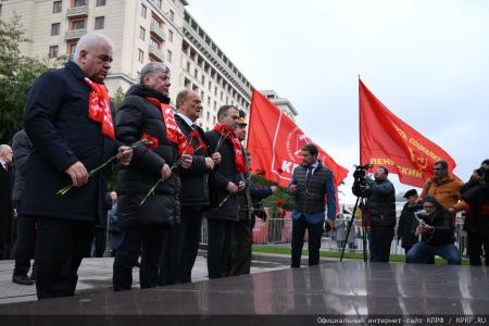 Г.А. Зюганов: Комсомол – это энтузиазм, подвижничество и героика!
