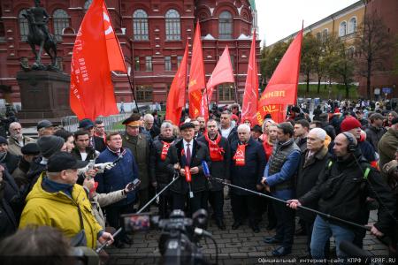 Г.А. Зюганов: Комсомол – это энтузиазм, подвижничество и героика!