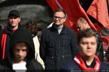 Г.А. Зюганов на митинге в Москве: Желаю всем мужества и воли для новых побед!