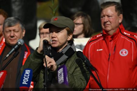 Г.А. Зюганов на митинге в Москве: Желаю всем мужества и воли для новых побед!
