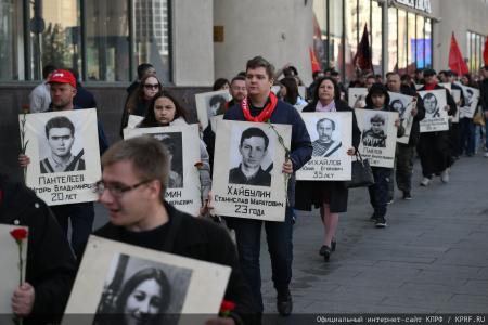 Г.А. Зюганов на митинге в Москве: Желаю всем мужества и воли для новых побед!