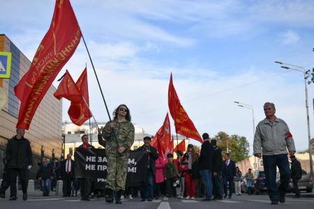 Г.А. Зюганов на митинге в Москве: Желаю всем мужества и воли для новых побед!