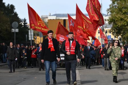 Г.А. Зюганов на митинге в Москве: Желаю всем мужества и воли для новых побед!