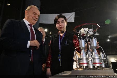 Г.А. Зюганов принял участие в открытии памятника космонавту Герману Титову