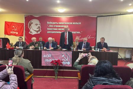 Коммунисты Донецкой Народной Республики достойно отметили дату воссоединения с Россией