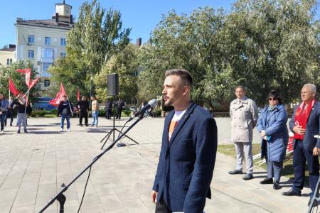 «Обещали победу демократии - получили нищету народа и деспотизм олигархии!». Митинг в Ростове-на-Дону