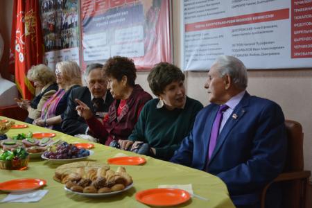 День мудрости и уважения: коммунисты Забайкалья чествовали старшее поколение