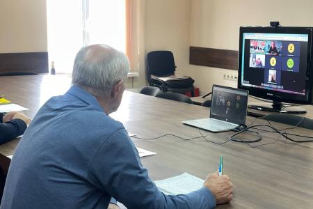 Состоялось видеосовещание секретарей местных отделений КПРФ с руководством Крымского рескома партии