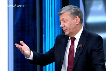 Дмитрий Новиков на Первом канале призвал к поддержке Венесуэлы перед лицом военного вторжения США