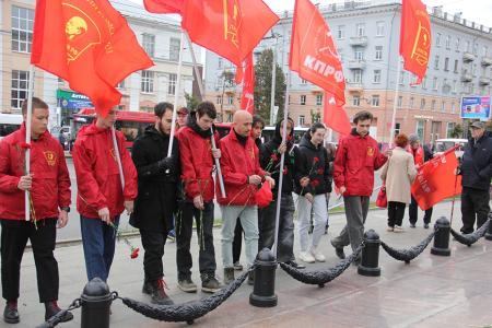 Ивановская область. Коммунисты почтили память защитников Советской власти