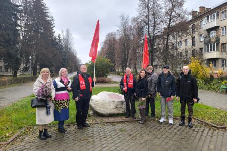 Подмосковные коммунисты отметили день Ленинского комсомола в регионе: «Комсомол – поколение первых! Комсомол – это наша судьба!»