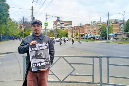 Самарская область. Коммунисты почтили память жертв трагических событий «черного октября» 1993 года