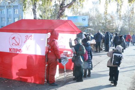 Омская область. Пикеты накануне Октября