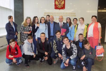 Воронежская область. При поддержке депутата Госдумы С.А. Гаврилова глава Каменно-Верховки А.А. Верлин возрождает село