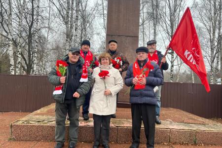 В Рязанской области отметили 108-ю годовщину Великого Октября по всему региону