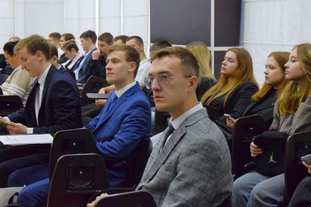 Дмитрий Новиков: “Советы - действенная форма народовластия, рождённая трудящимися”