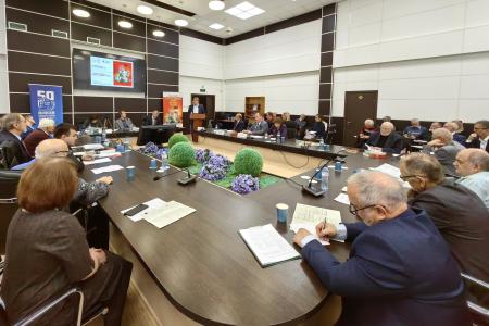 Дмитрий Новиков: “Советы - действенная форма народовластия, рождённая трудящимися”