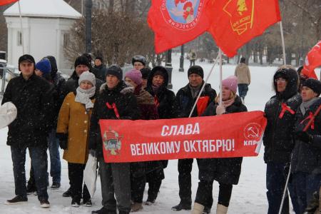В Томской области коммунисты отметили Красный Октябрь