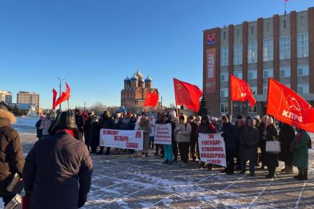 Заполярье. Митинг в Нарьян-Маре в честь Великой Октябрьской социалистической революции