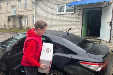 Н.Н. Иванов доставил гуманитарную помощь в обстрелянный ВСУ Климовский район Брянской области
