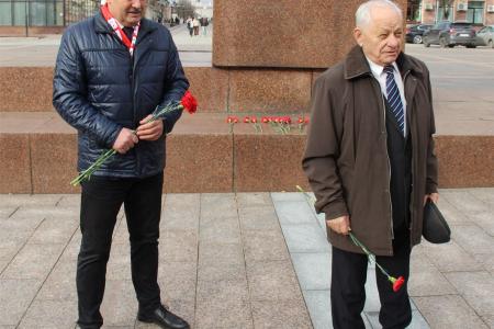 Коммунисты Брянщины отметили 108-летие Великого Октября