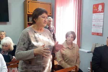 Краснодарский край. Коммунист-депутат Госдумы Н.И. Осадчий провел в Тимашевске встречу с партийным активом и избирателями
