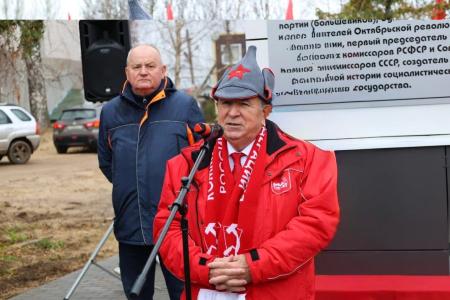 Татарстан. В Зеленодольске и в поселке Васильево открыли обновленные памятники В.И. Ленину