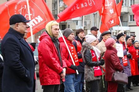 Удмуртия: митинг и демонстрация ко дню Октябрьской революции