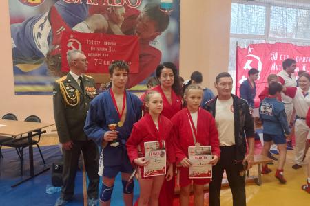 В Калуге состоялся спортивный турнир по самбо, посвящённый Дню воинской славы России — военному параду на Красной площади 7 ноября 1941 года
