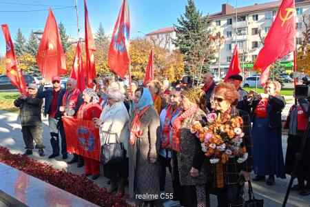 Коммунисты Кабардино-Балкарии отметили 108-ю годовщину со дня рождения выдающегося партийного деятеля Т.К. Мальбахова