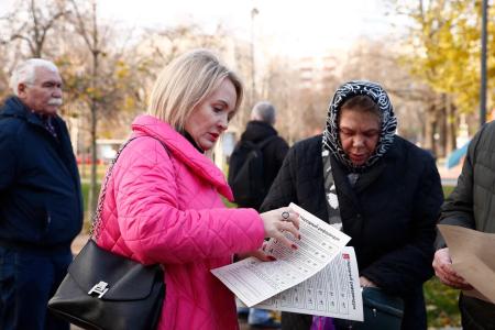 Денис Парфенов на встрече в Рязанском: Не допустить закатывания парков в асфальт!