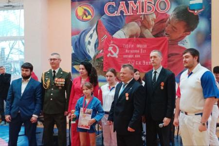 В Калуге состоялся спортивный турнир по самбо, посвящённый Дню воинской славы России — военному параду на Красной площади 7 ноября 1941 года