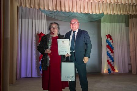 Вице-спикер парламента Калмыкии Николай Нуров поздравил лаганцев с 90-летием района