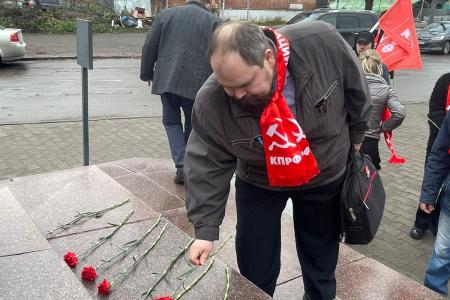 В Костроме почтили память Главного маршала авиации СССР Александра Новикова