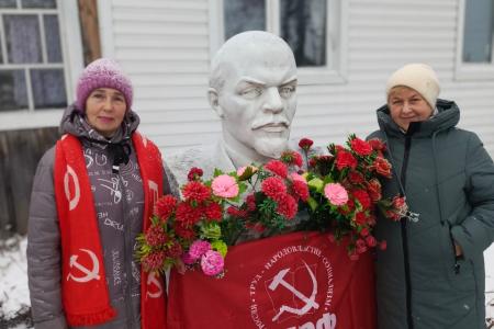 В Томской области коммунисты отметили Красный Октябрь