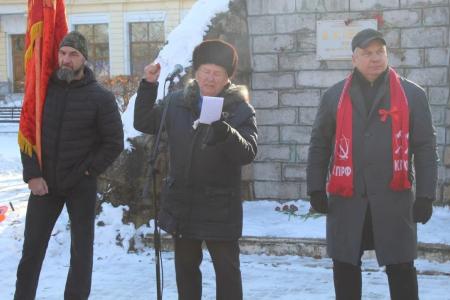 Приамурские коммунисты встретили 108-ю годовщину Великого Октября