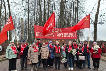 Смоленщина отмечает 108-ю годовщину Великой Октябрьской социалистической революции