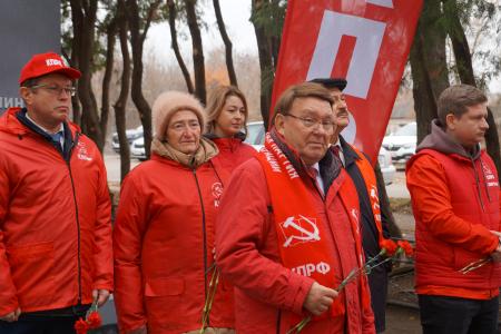 Курская область. Н.Н. Иванов принял участие в торжественном открытии памятника В.И. Ленину в Щиграх
