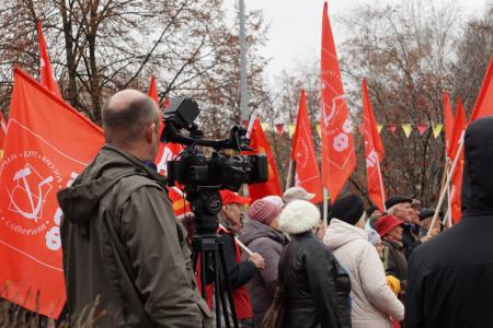 В Рязани прошли торжественные мероприятия в честь 108-й годовщины Великого Октября