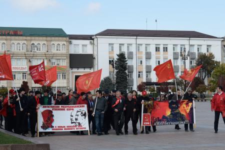 Дагестан. В Махачкале отметили 108-ю годовщину Великого Октября