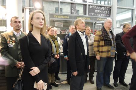 Лидер петербургских коммунистов Роман Кононенко принял участие в презентации картины о героях-комсомольцах