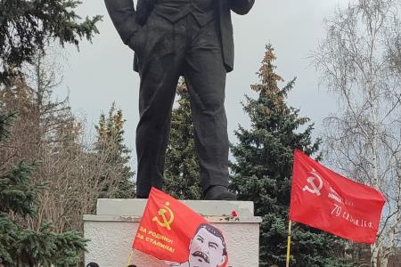 Подмосковные коммунисты: Великий Октябрь и его идеи - в нашем труде!
