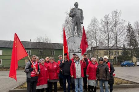 Коммунисты Архангельской области: «7 ноября – красный день календаря!»