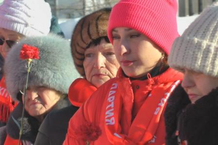 Магаданские Коммунисты отметили 108-ю годовщину Великого Октября
